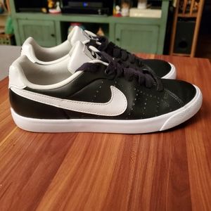 🔥Nike Court Tour Sneakers Men's Sz. 7.5 L@@K🔥